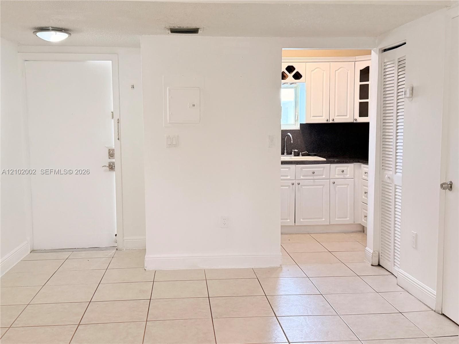 SAVANNAH APARTMENTS CONDO · #14-A in Hialeah - Photo 2