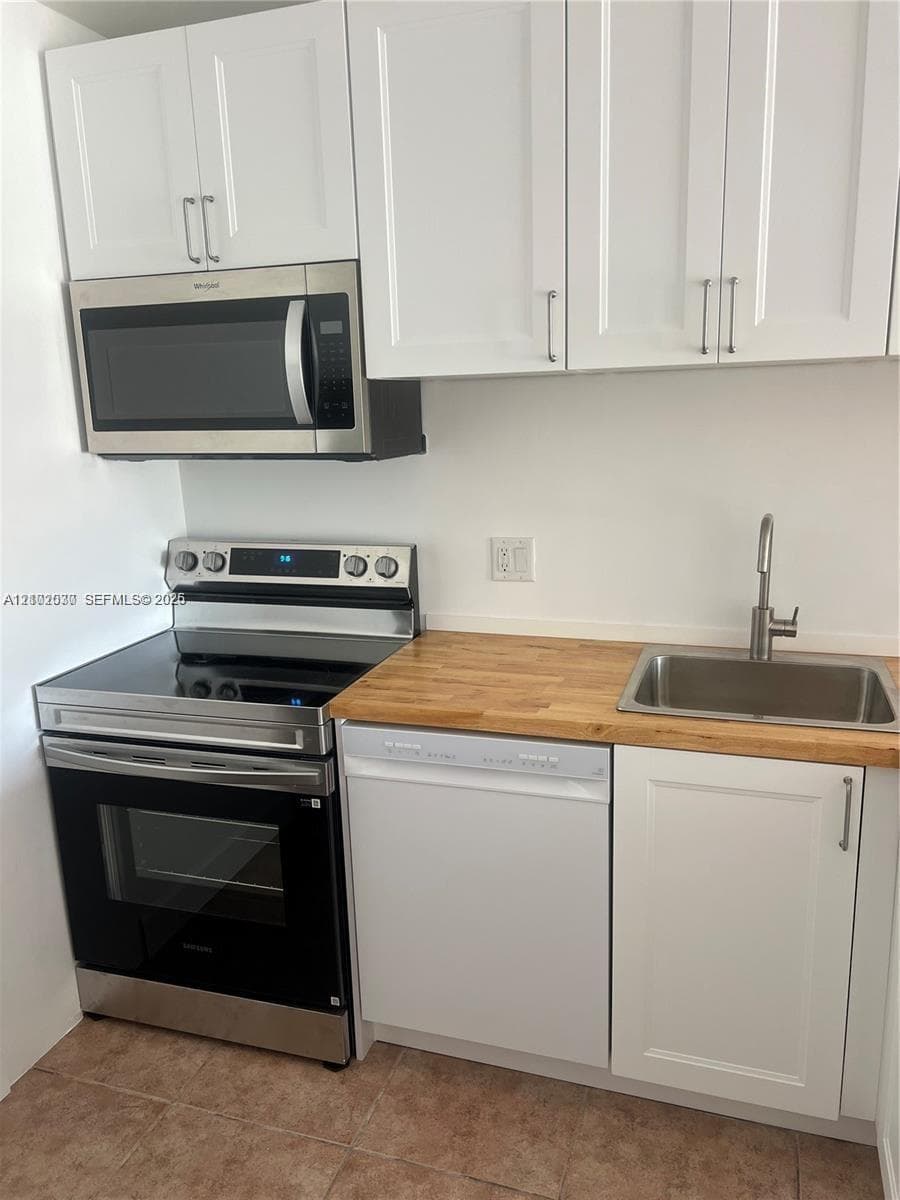 ISLAND PLACE AT NORTH BAY · #5B in North Bay Village - Photo 6