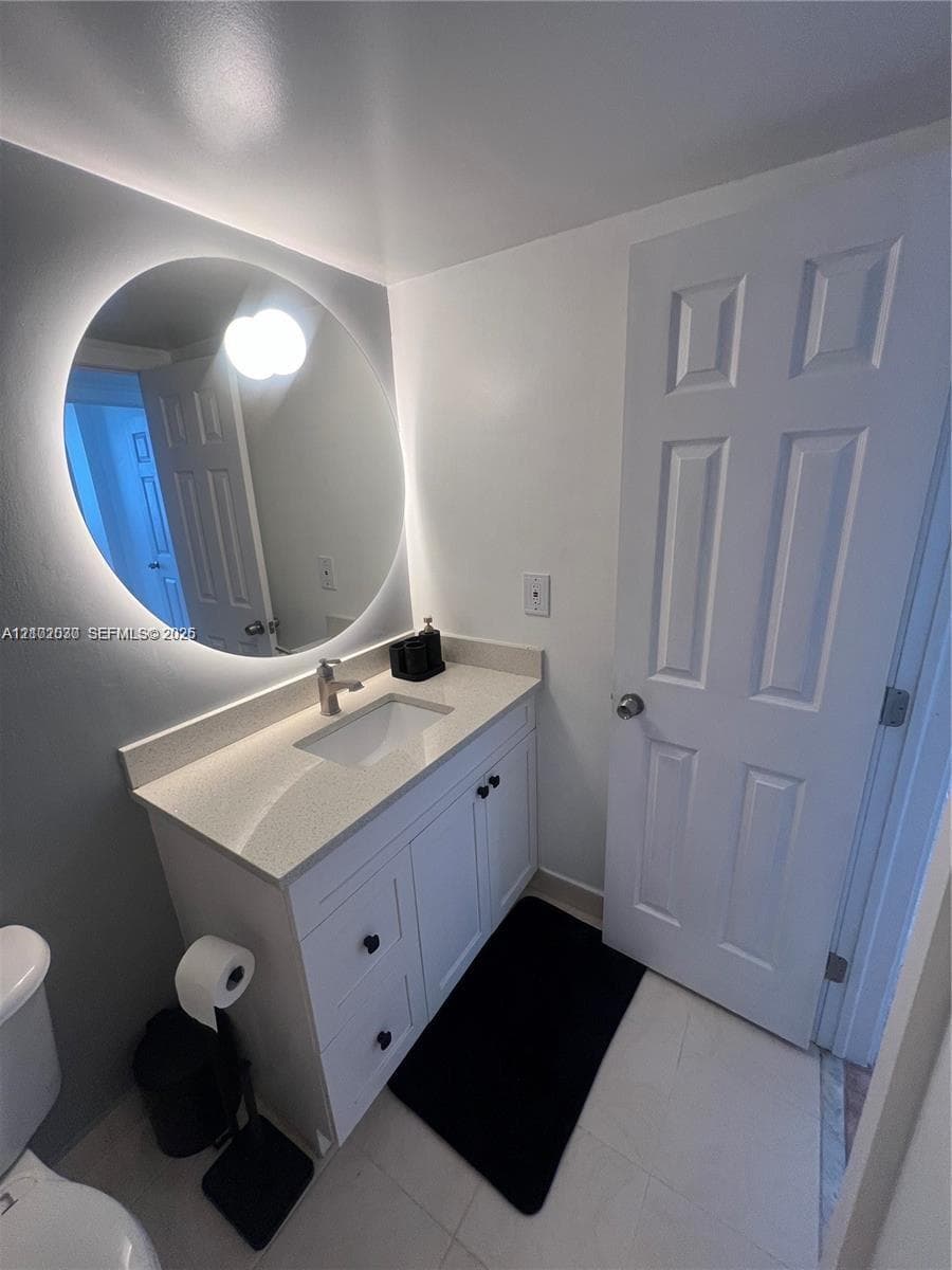 ISLAND PLACE AT NORTH BAY · #5B in North Bay Village - Photo 12