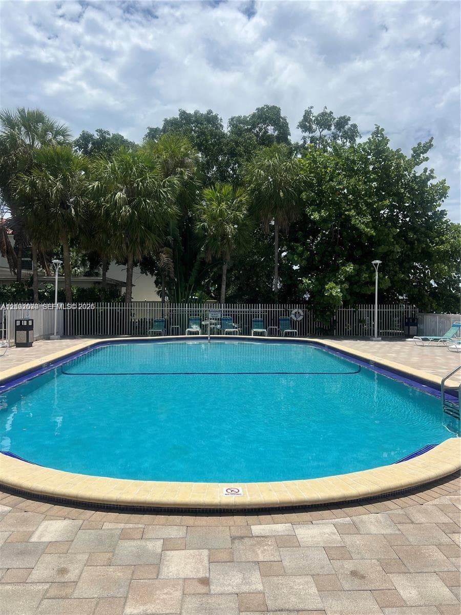 ISLAND PLACE AT NORTH BAY · #5B in North Bay Village - Photo 20