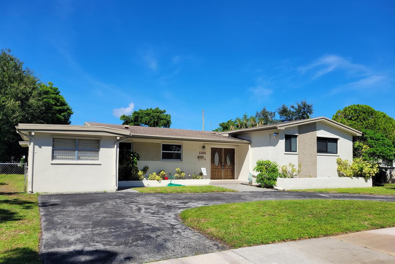 Welcome Home - 1185 NE 176 St