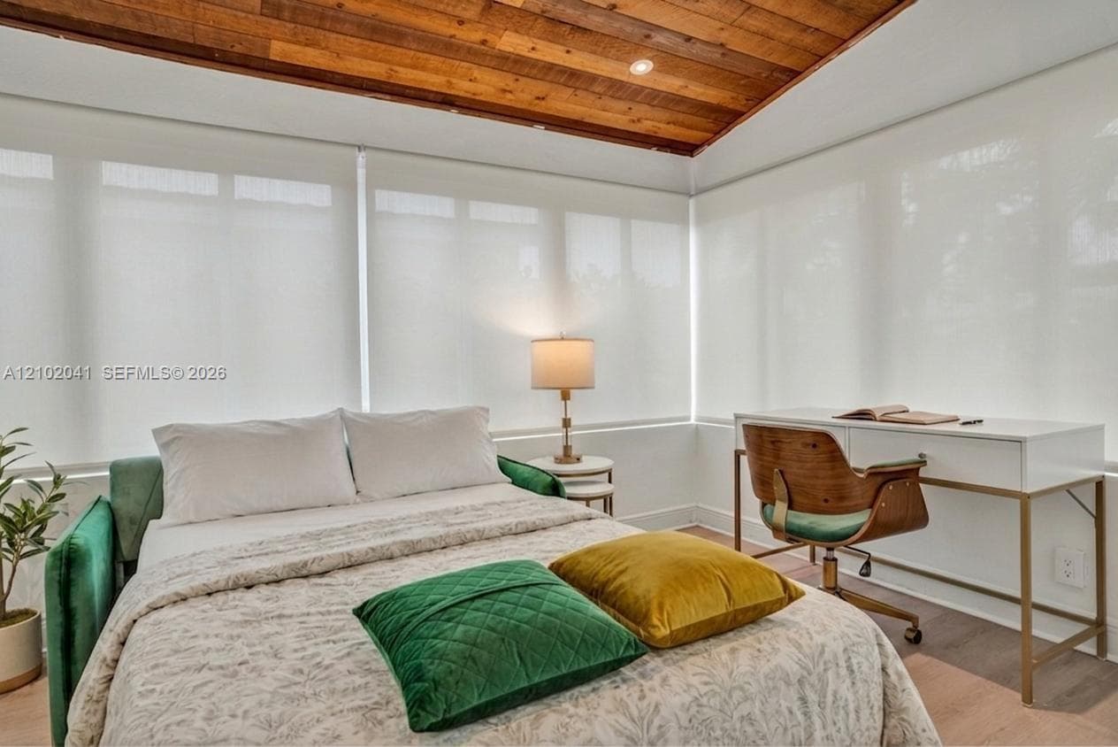 1229 NE 17th Ave #1229 photo 12