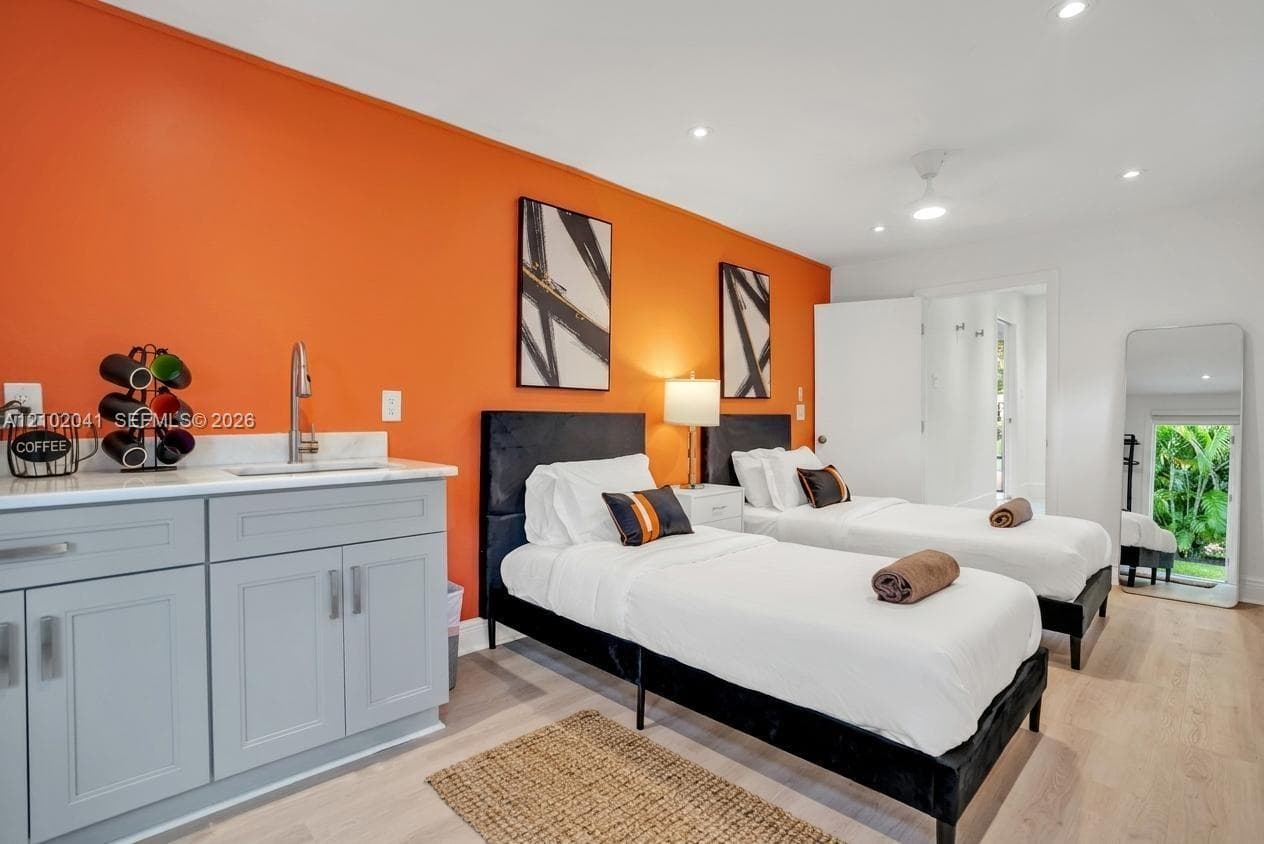 1229 NE 17th Ave #1229 photo 15