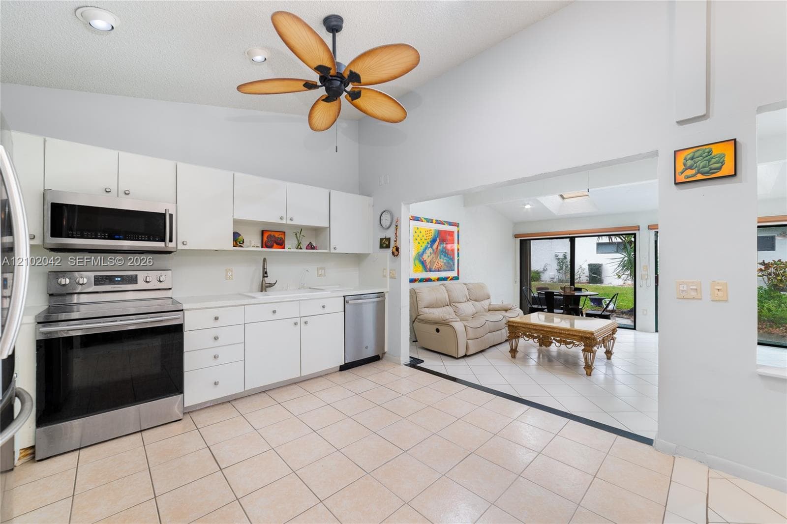 3010 NW 12th St #D photo 12