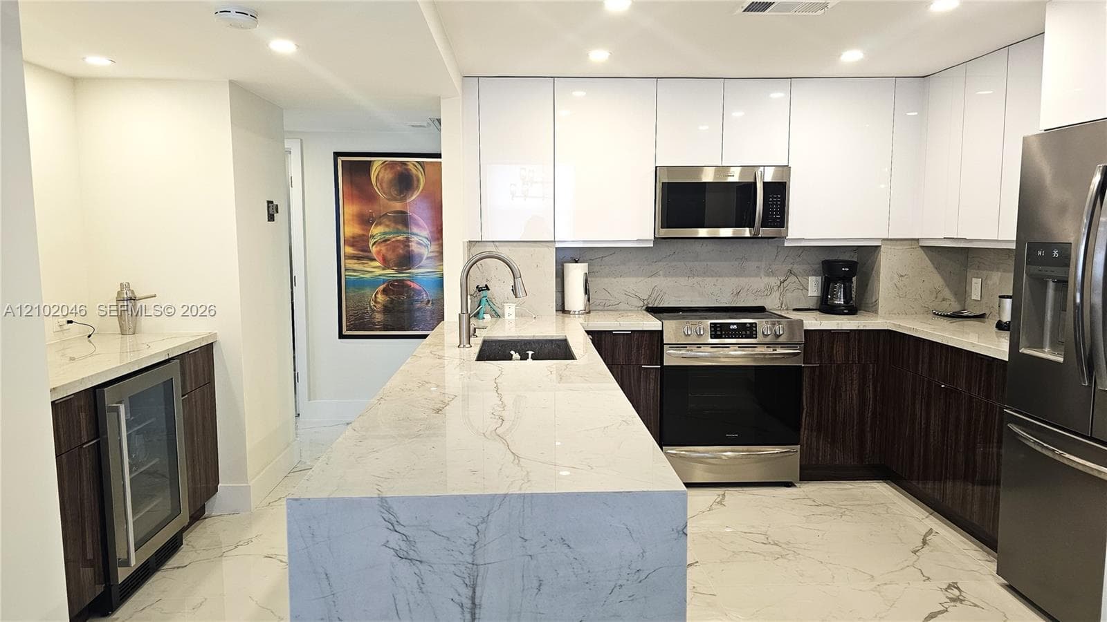 HEMISPHERES CONDO · #2S in Hallandale Beach - Photo 1