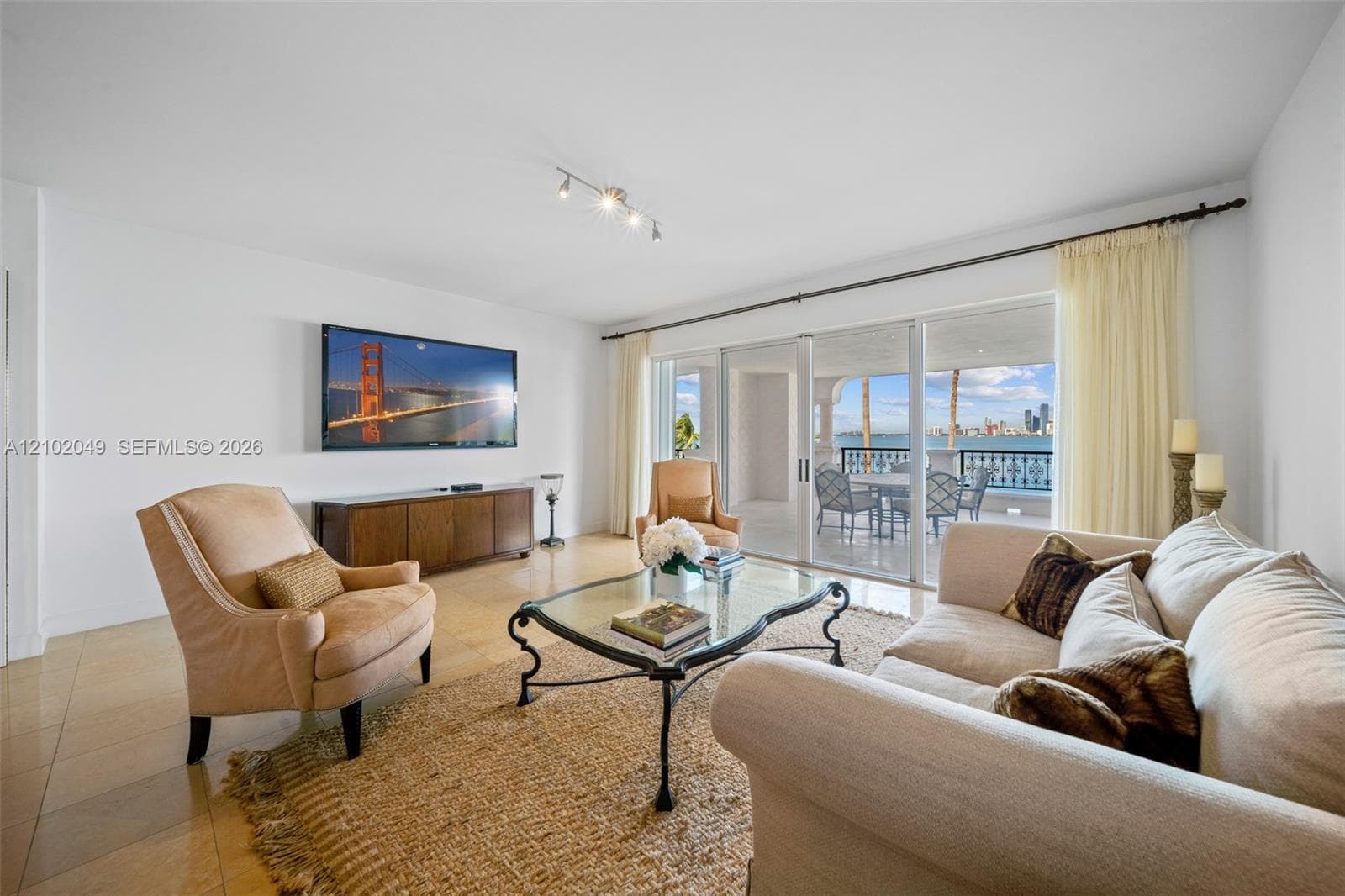 Bayview · #5235 in Miami Beach - Photo 4