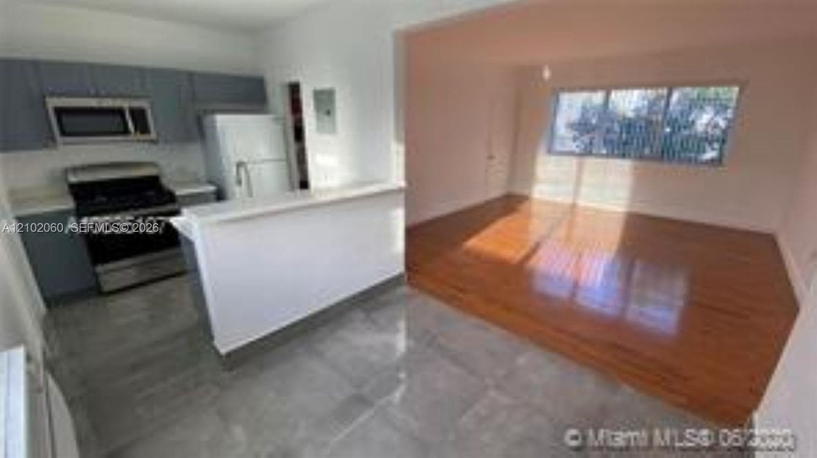 BISCAYNE BCH SUB · #3 in Miami Beach - Photo 2