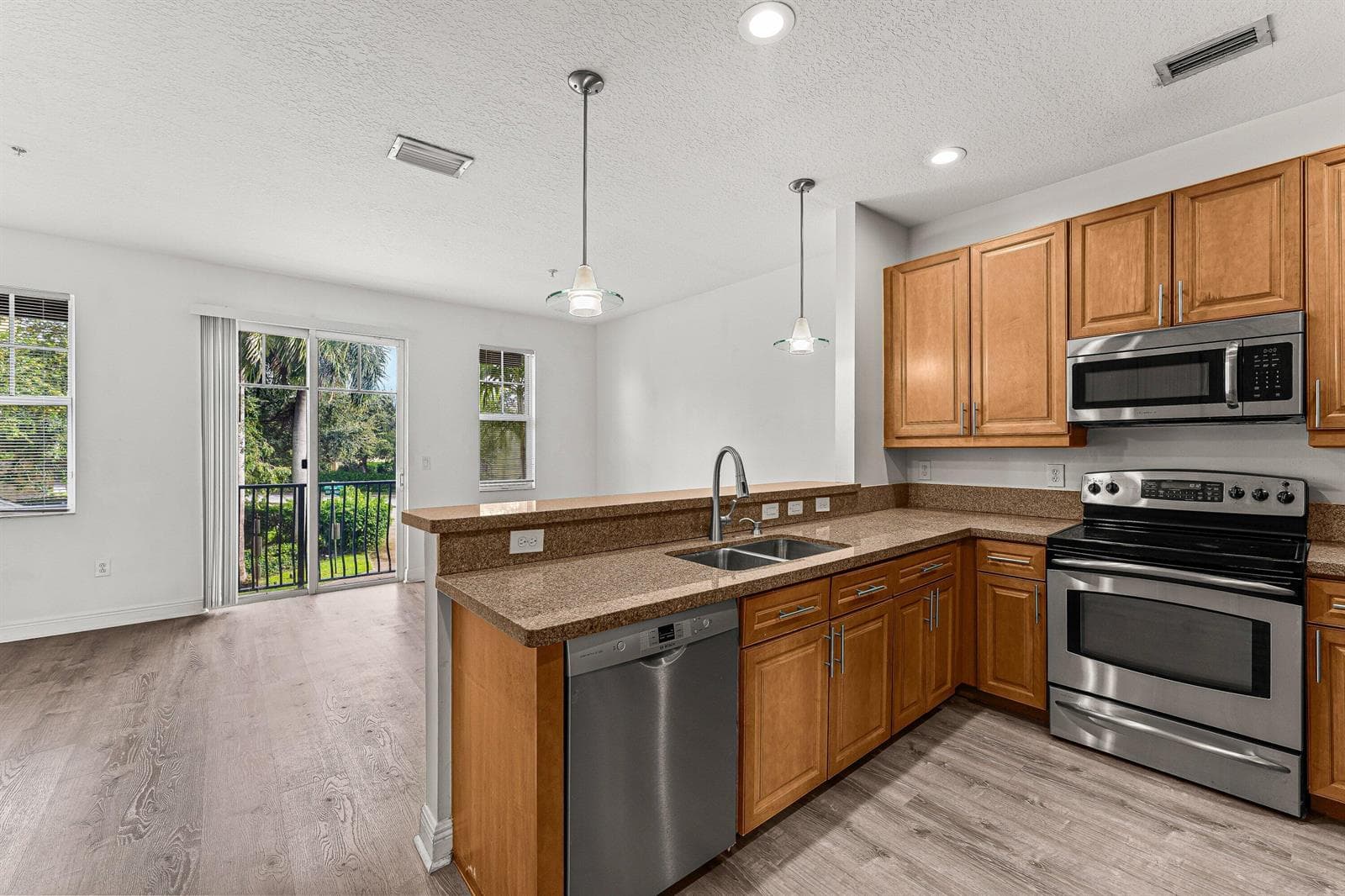 019-673Northwest38thCircle-BocaRaton-FL-