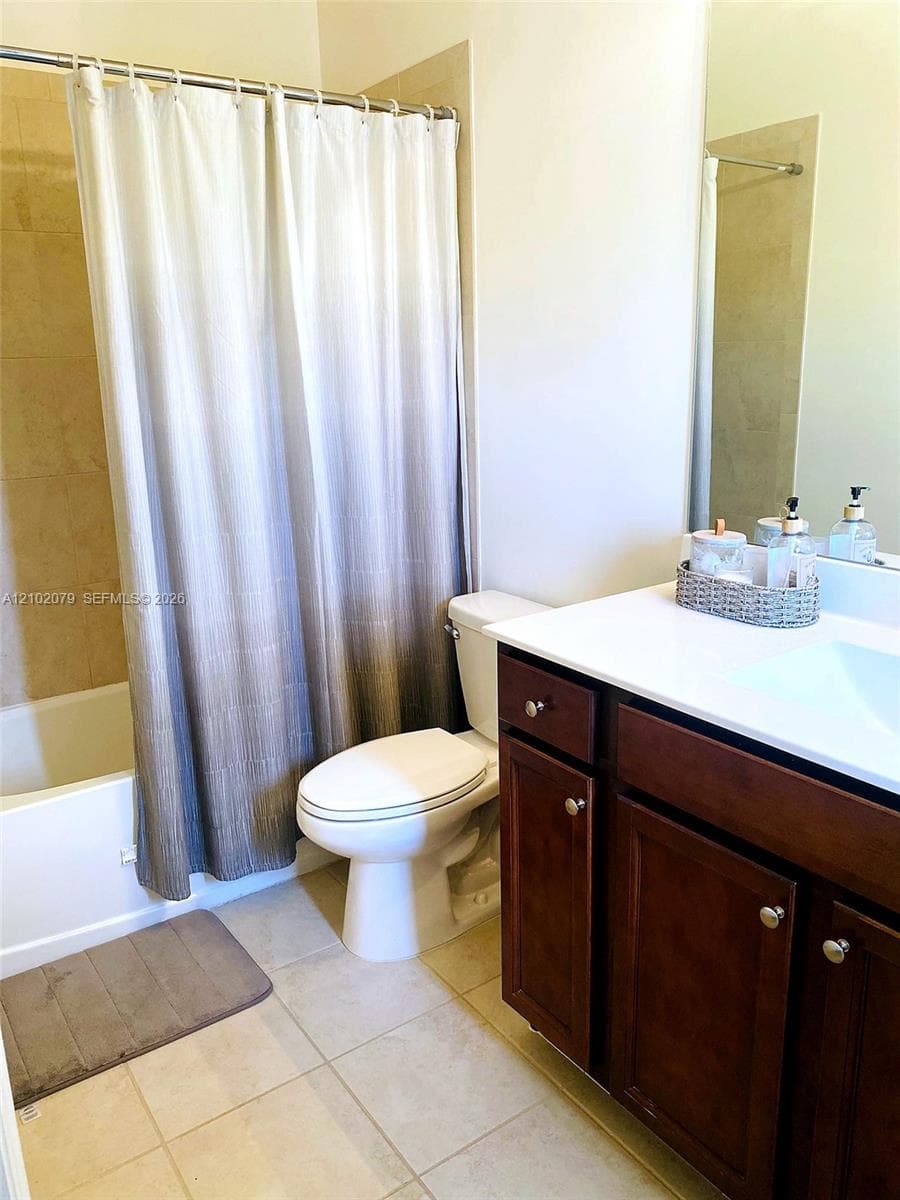 10492 W 33rd Ln photo 11
