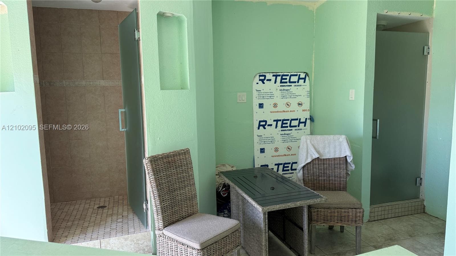 NEXT TO BONUS ROOM