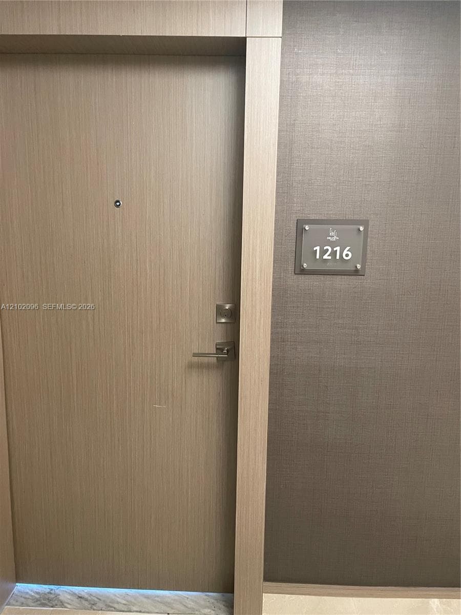 DELVISTA TOWERS CONDO 1 · #1216 in Aventura - Photo 2