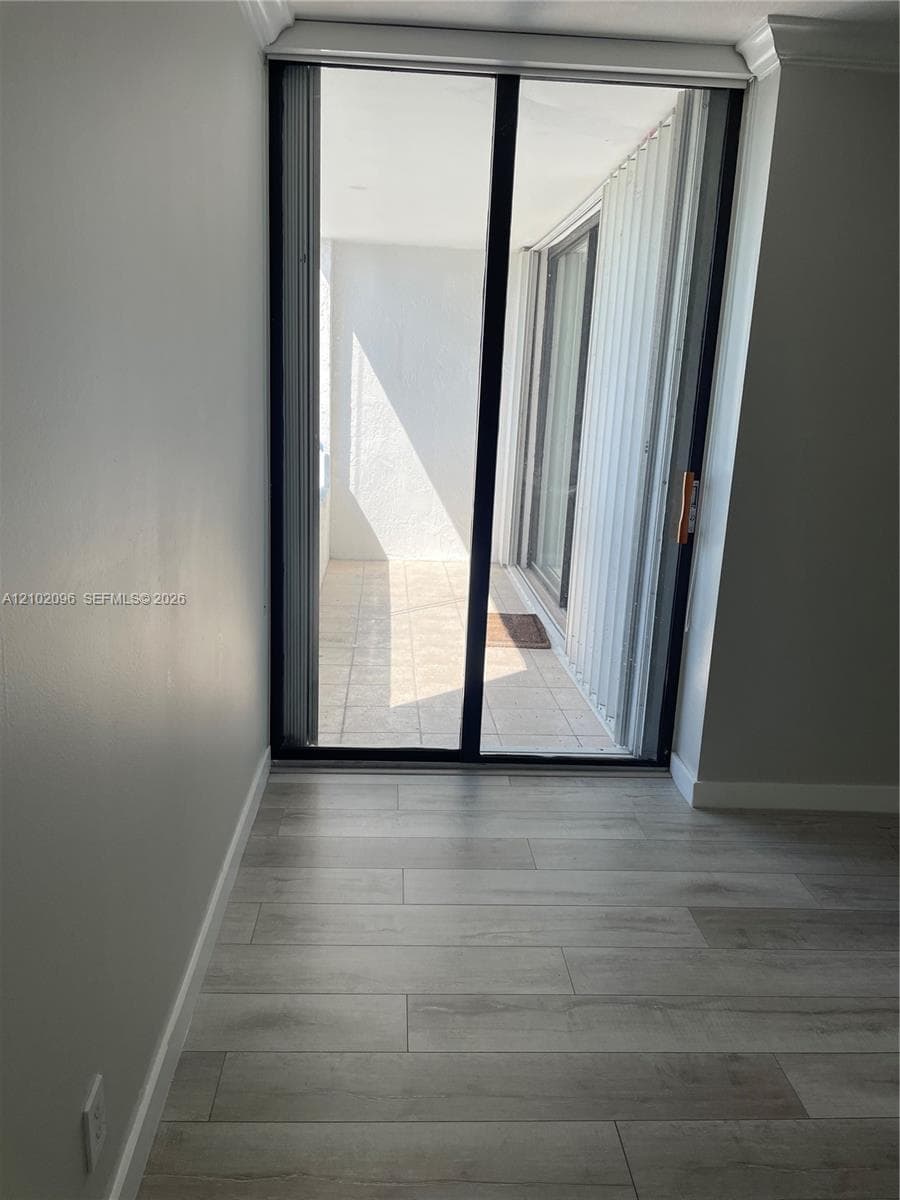 DELVISTA TOWERS CONDO 1 · #1216 in Aventura - Photo 14