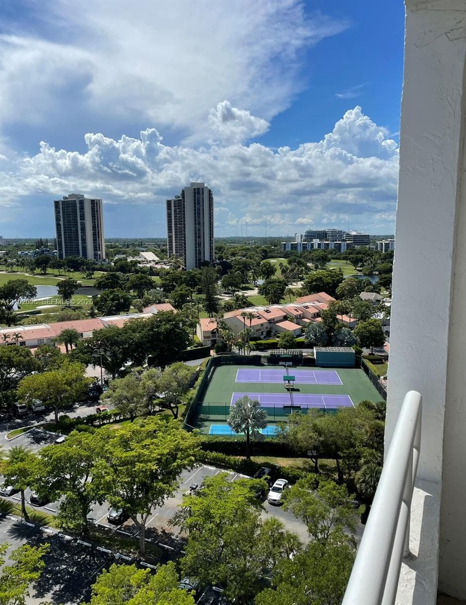 DELVISTA TOWERS CONDO 1 · #1216 in Aventura - Photo 18