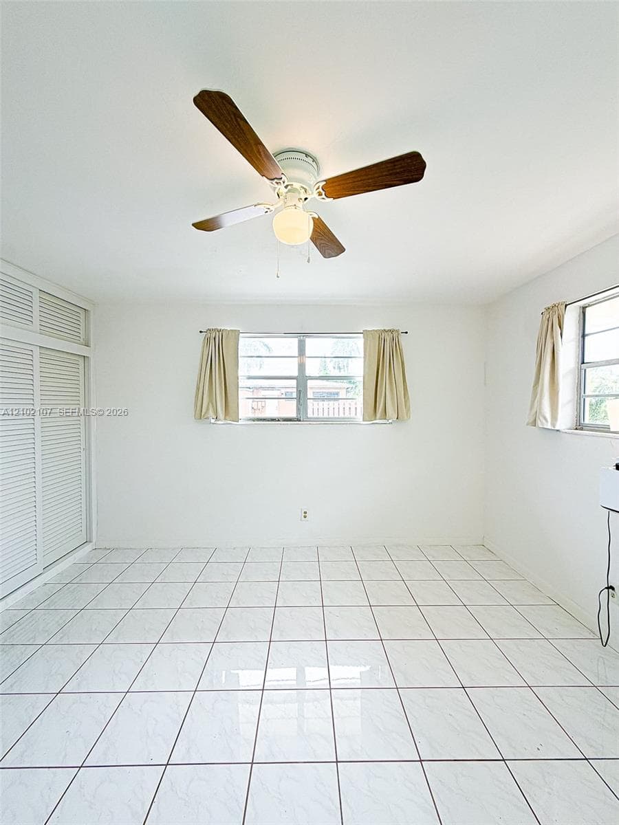 PRESIDENT GRANT APTS ASSO · #3 in Hollywood - Photo 4