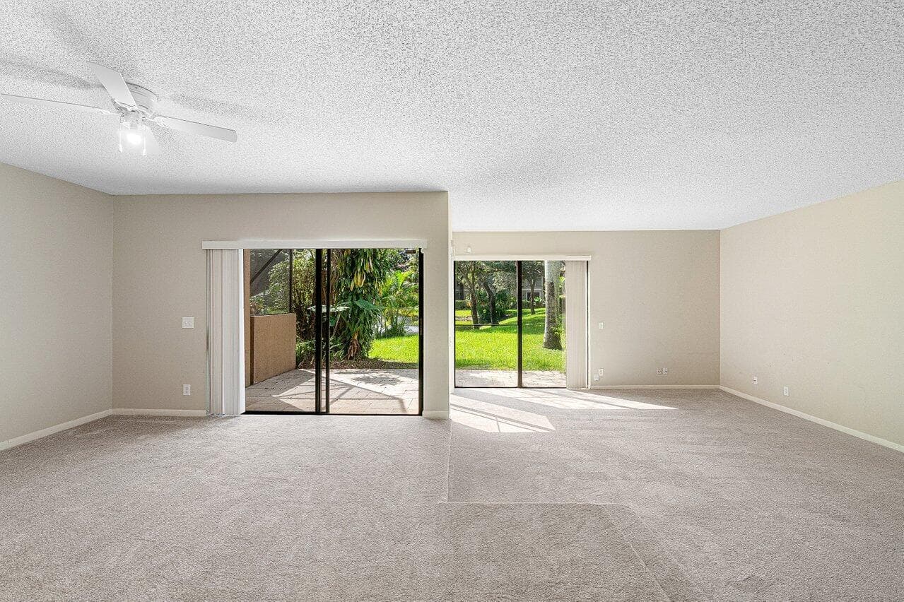 014-22068LasBrisasCircle-BocaRaton-FL-33