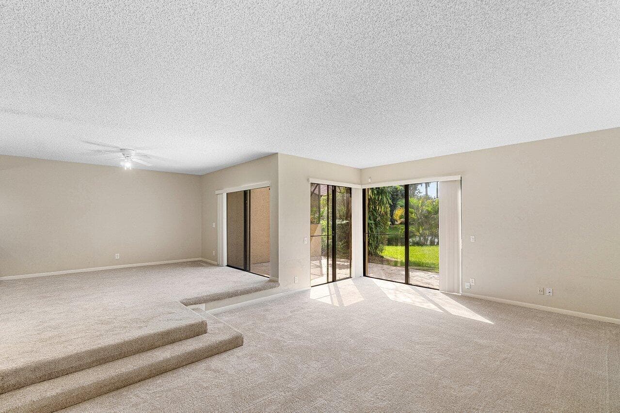 019-22068LasBrisasCircle-BocaRaton-FL-33