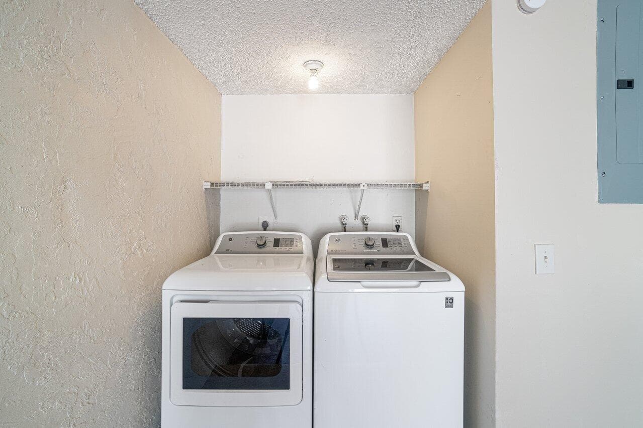 034-22068LasBrisasCircle-BocaRaton-FL-33
