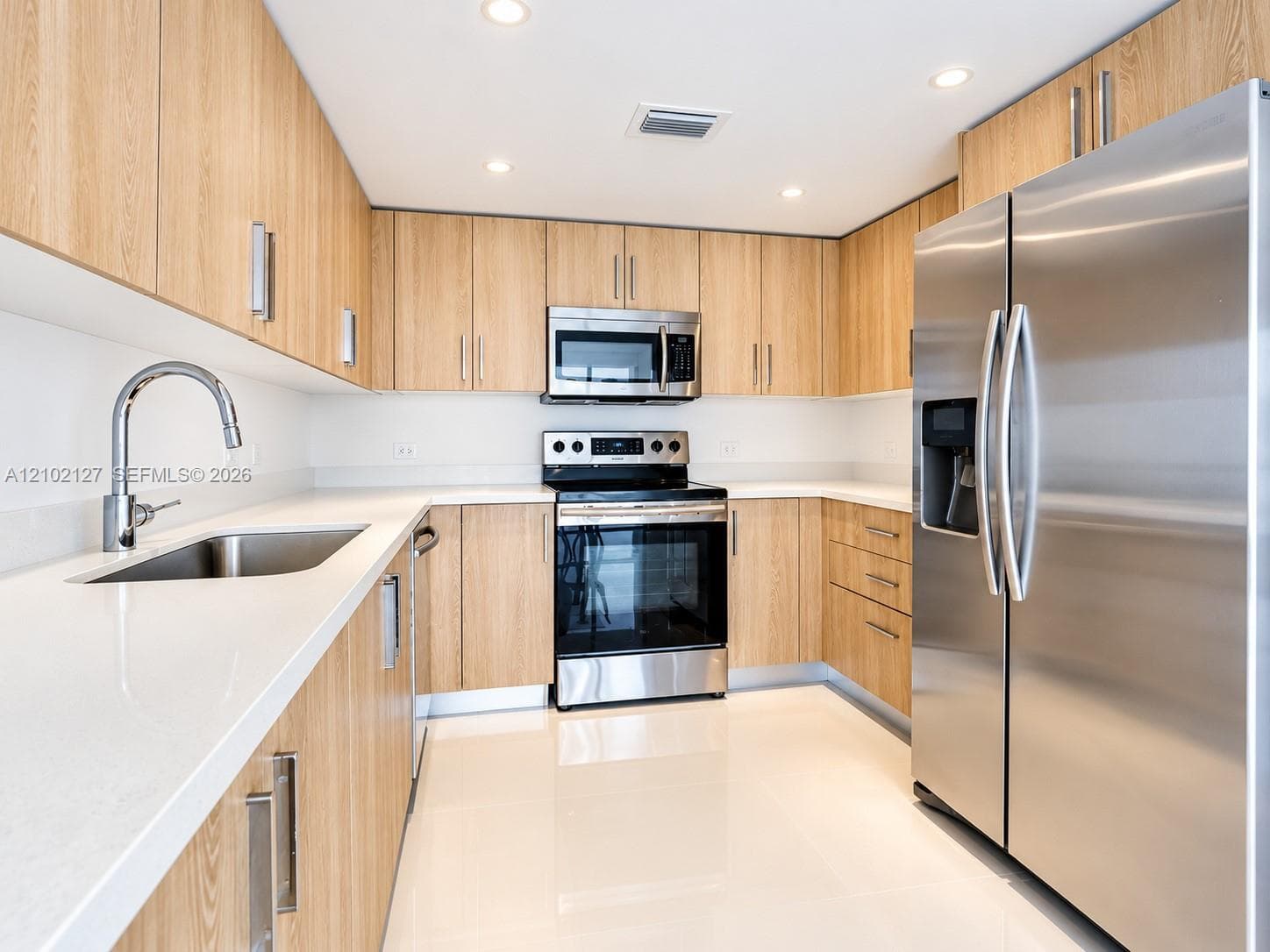 BAY HABOR ONE CONDO · #302 in Bay Harbor Islands - Photo 3