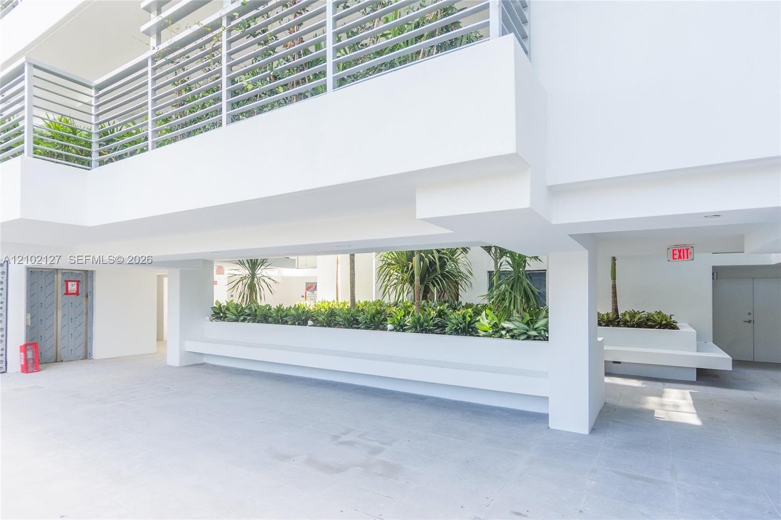 BAY HABOR ONE CONDO · #302 in Bay Harbor Islands - Photo 32