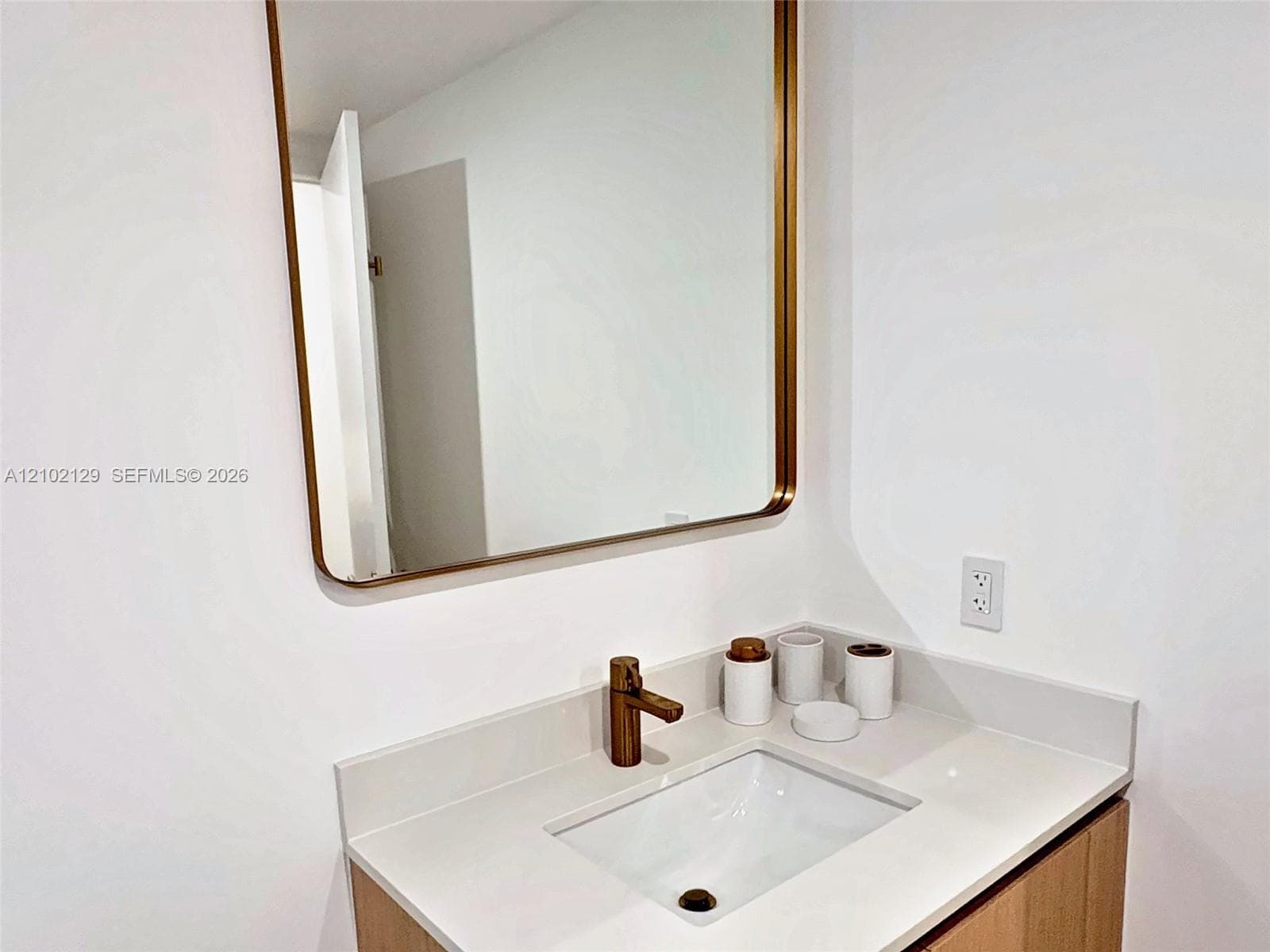 The Standard Residences · #617 in Miami - Photo 7