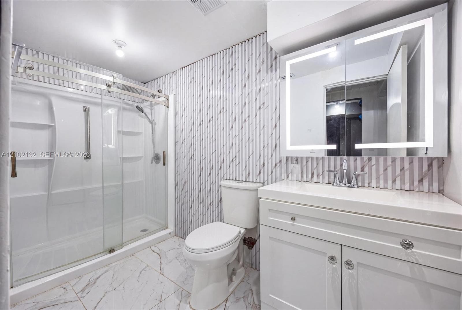 1746 W 58th St #1746 photo 22