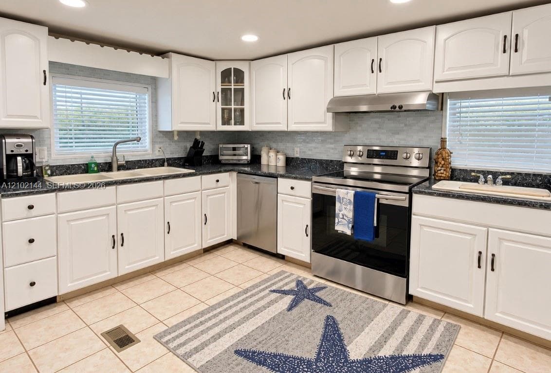 712 Garden State Ln #1 photo 7