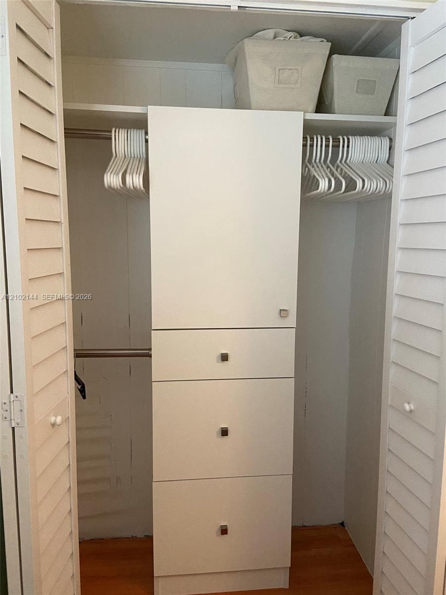 712 Garden State Ln #1 photo 14