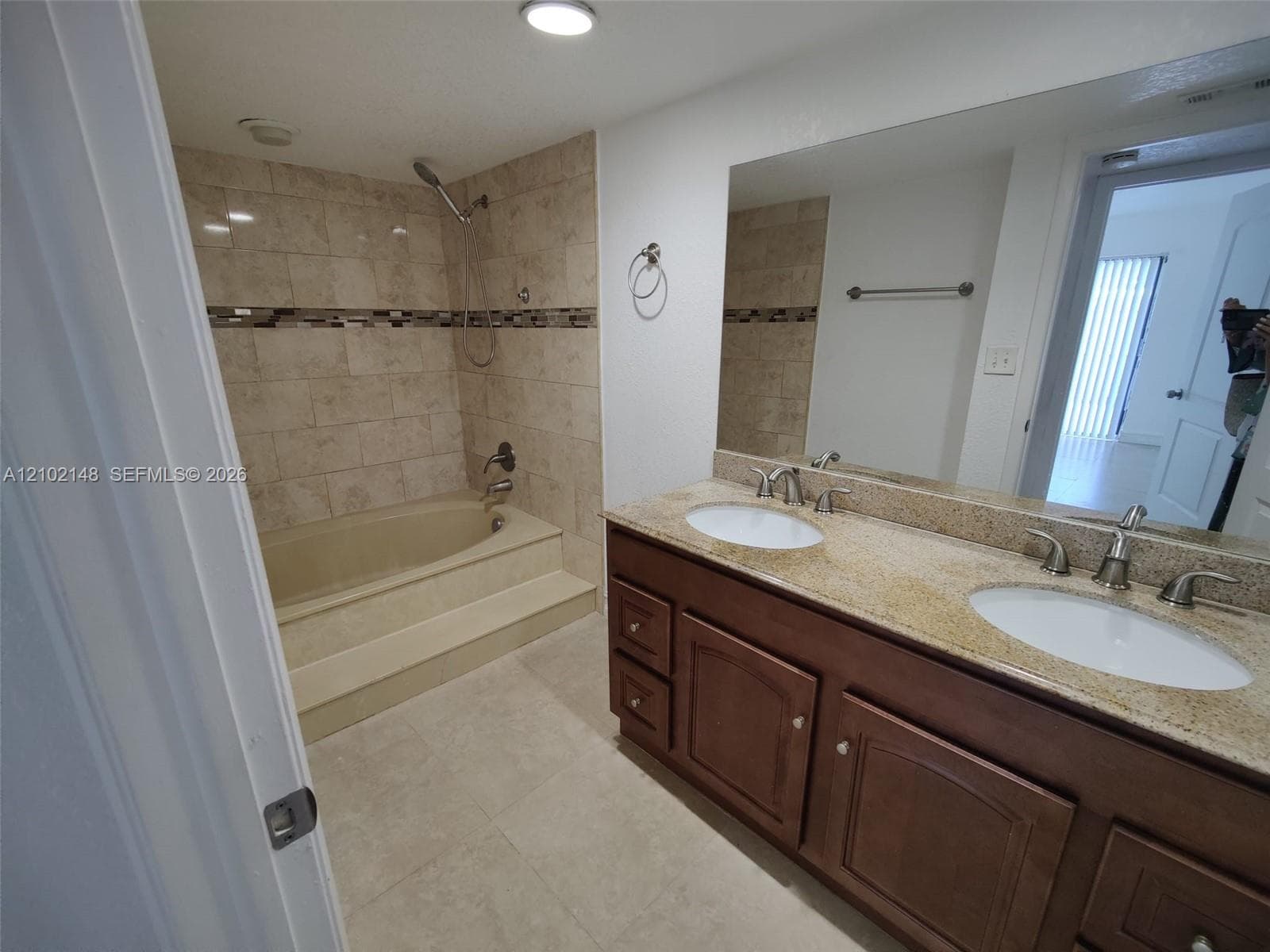 LAKE PLACE CONDOMINIUMS · #107 in West Palm Beach - Photo 23