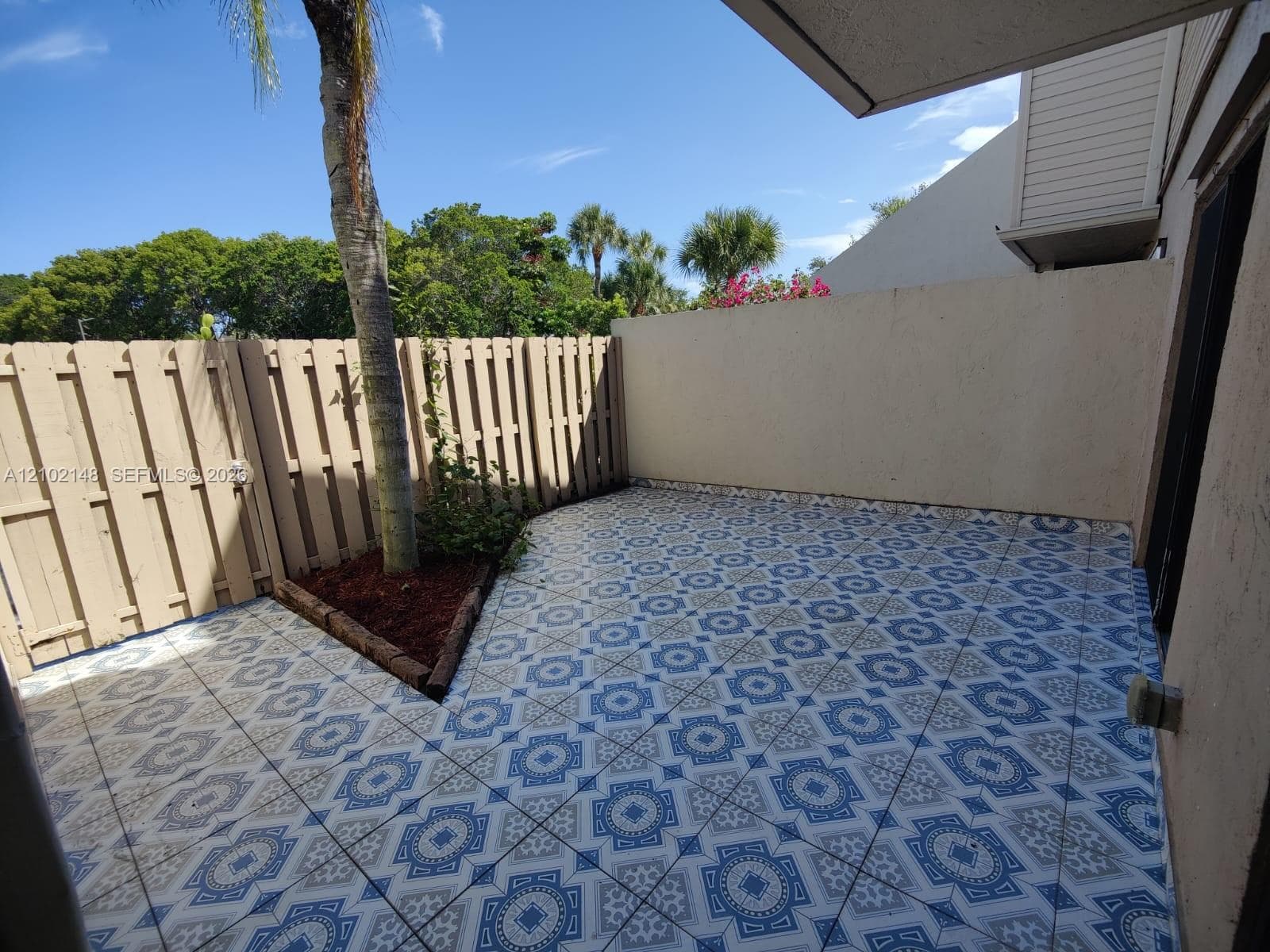 LAKE PLACE CONDOMINIUMS · #107 in West Palm Beach - Photo 4