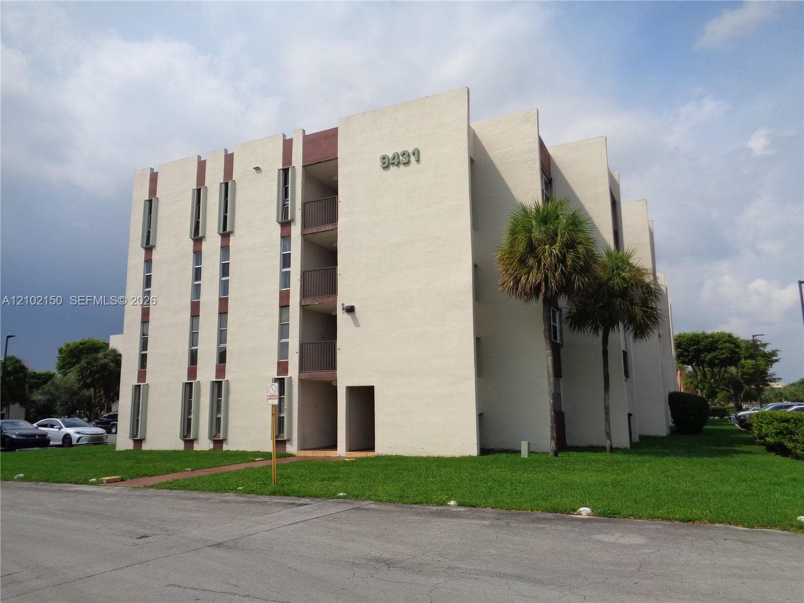 9431 Building