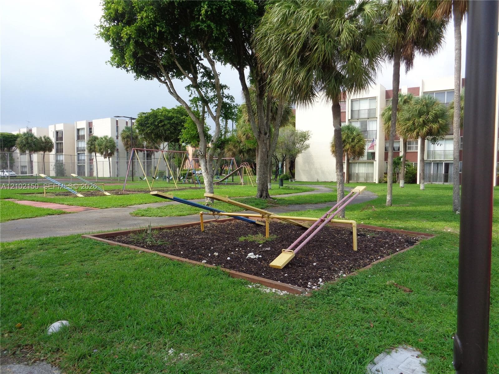 VERSAILLES GARDENS I · #103-7 in Miami - Photo 60