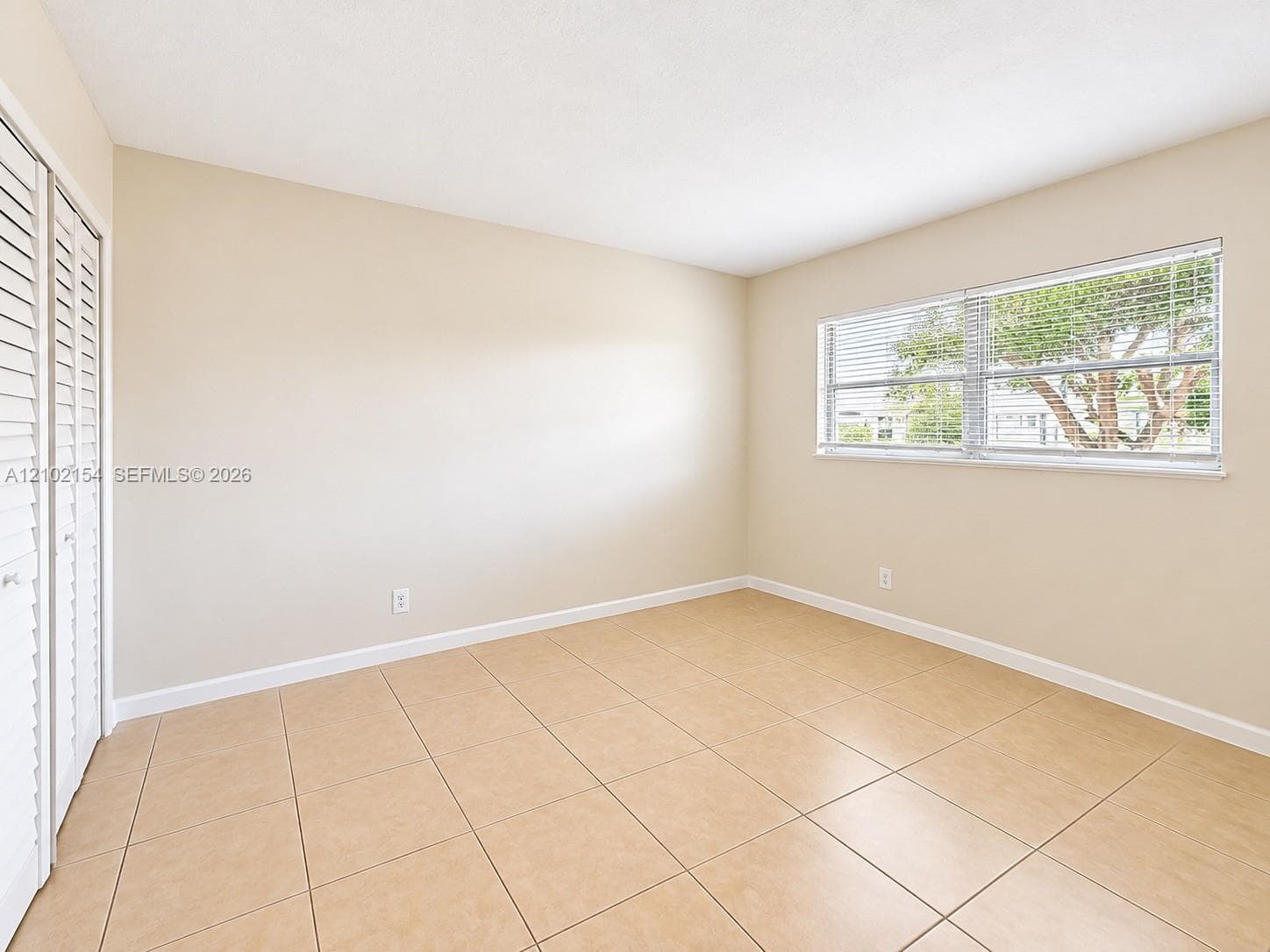 HOLLYWOOD SOUTH SIDE ADD · #201 in Hollywood - Photo 10