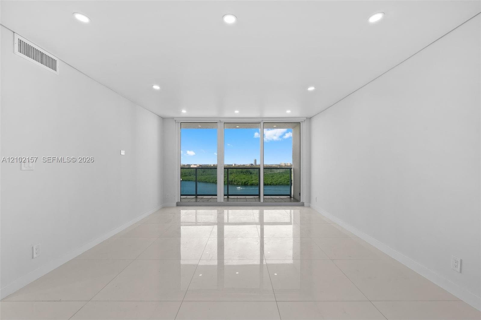 ARLEN HOUSE EAST CONDO · #1919 in Sunny Isles Beach - Photo 2