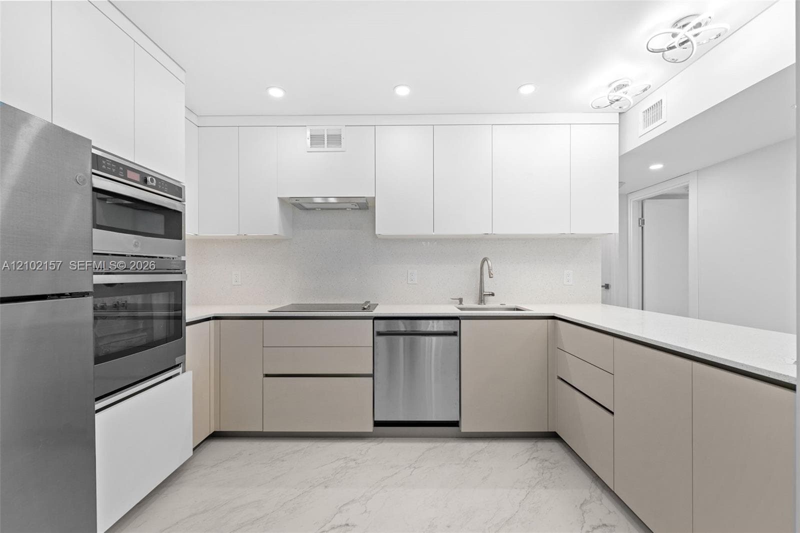 ARLEN HOUSE EAST CONDO · #1919 in Sunny Isles Beach - Photo 5