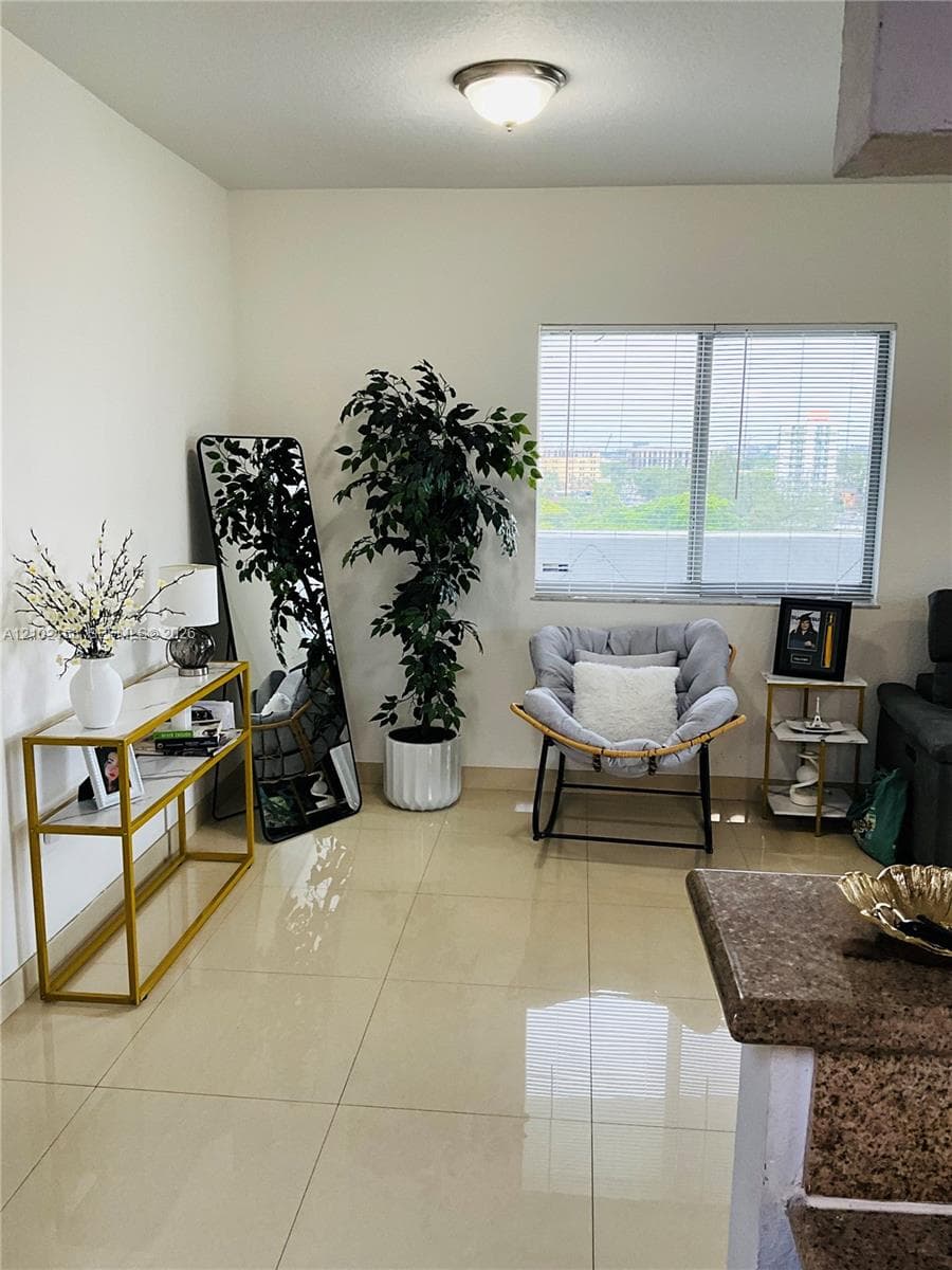 HAVANA LOFTS CONDO · #806 in Miami - Photo 9