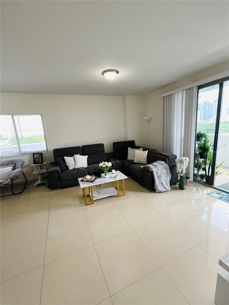 HAVANA LOFTS CONDO · #806 in Miami - Photo 15