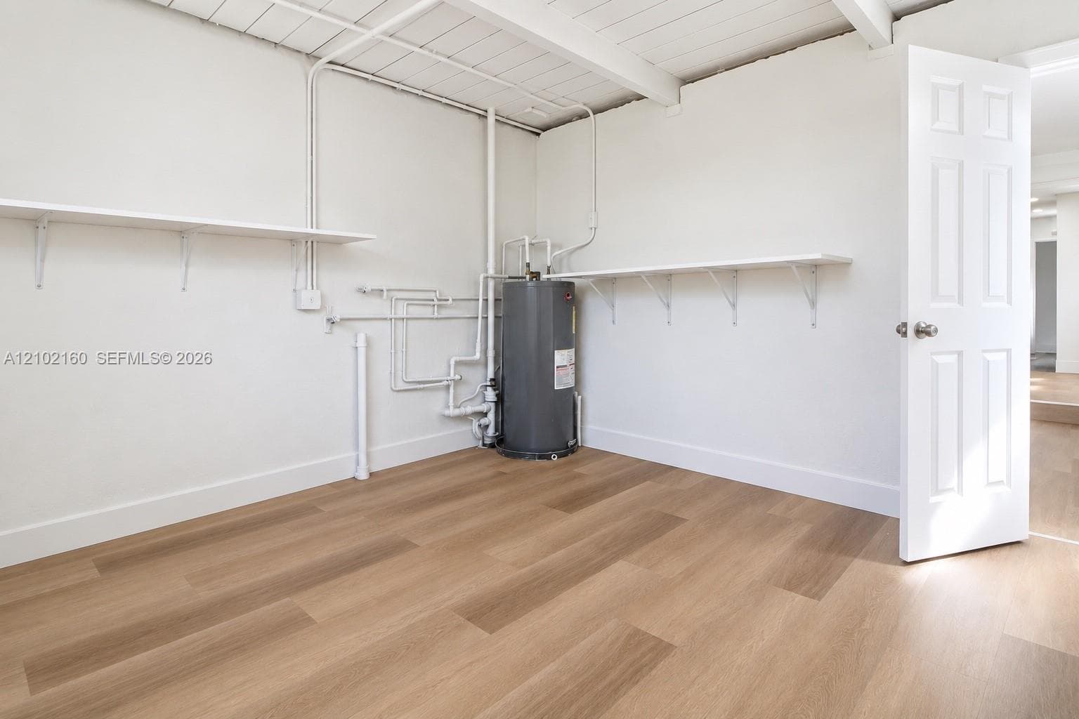 1201 NE 26th Ter photo 17