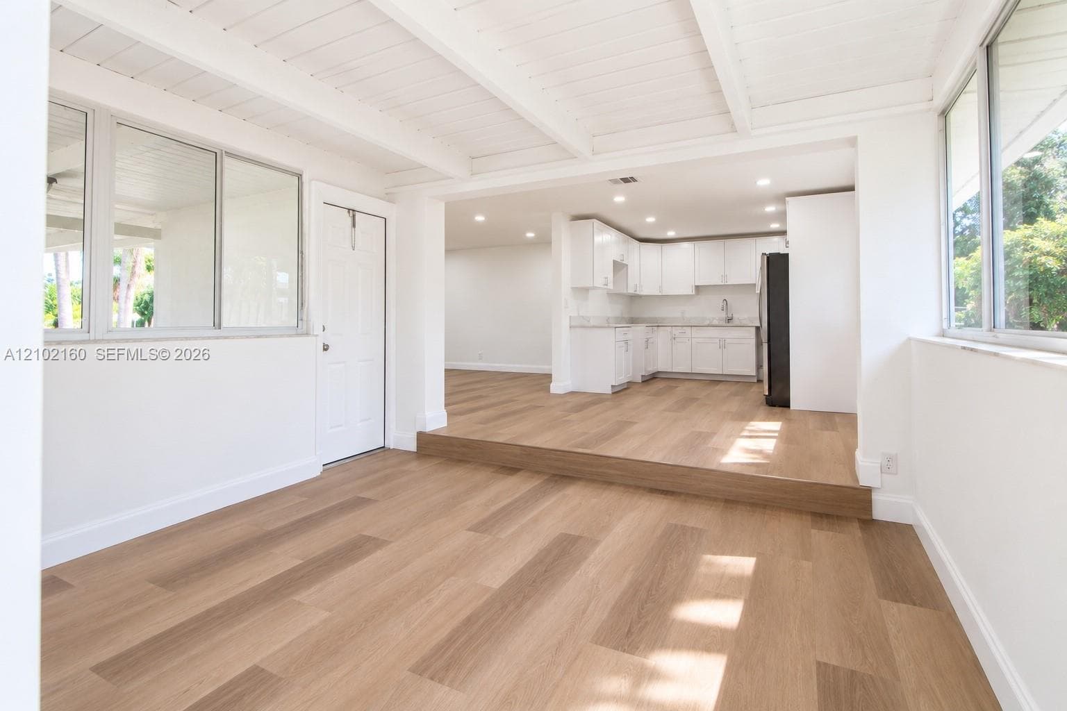 1201 NE 26th Ter photo 14