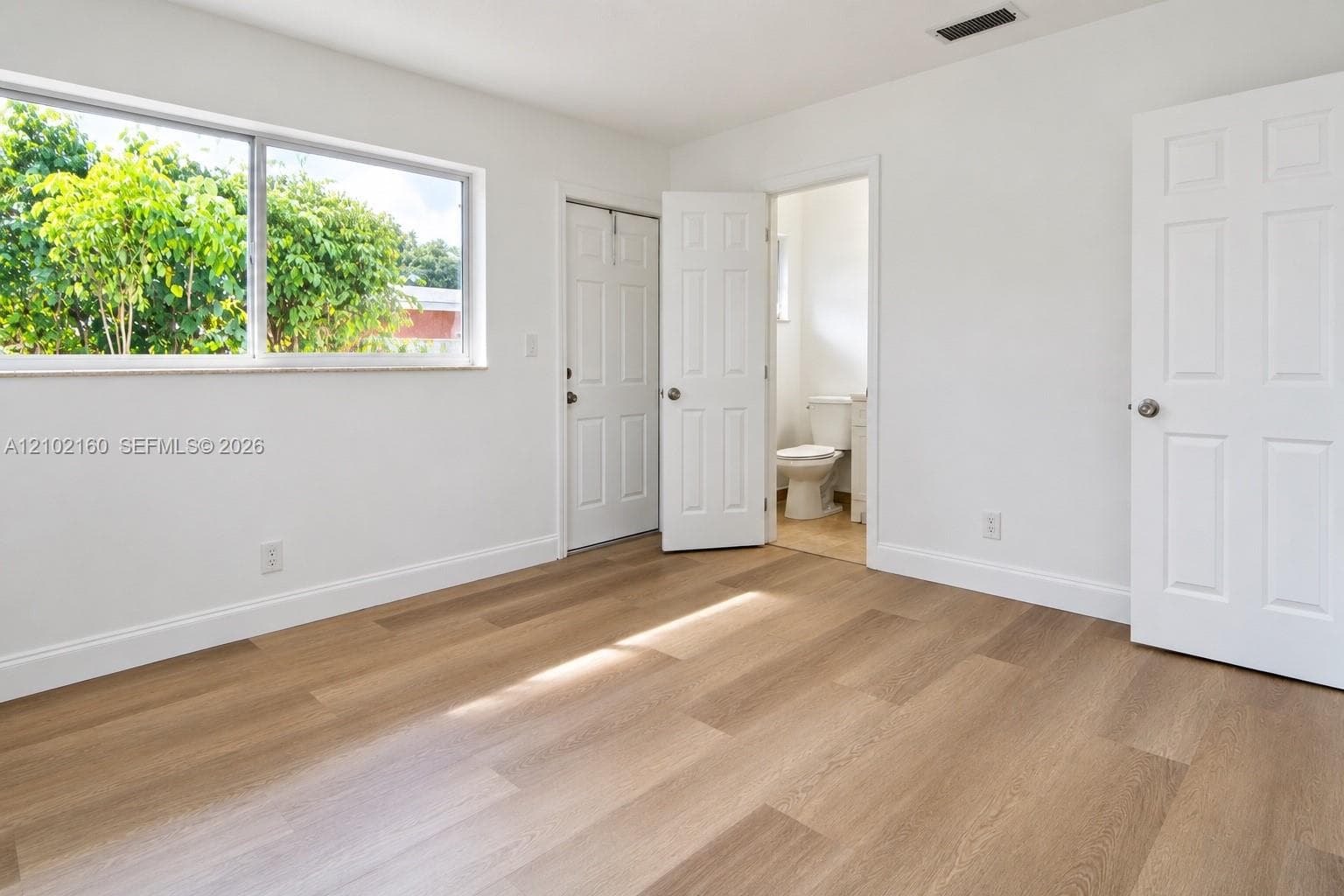 1201 NE 26th Ter photo 25