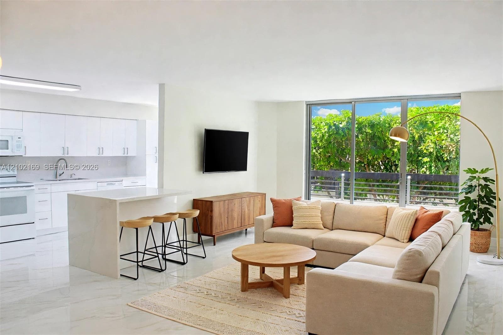 Mystic Pointe Tower 200 · #302 in Aventura - Photo 2