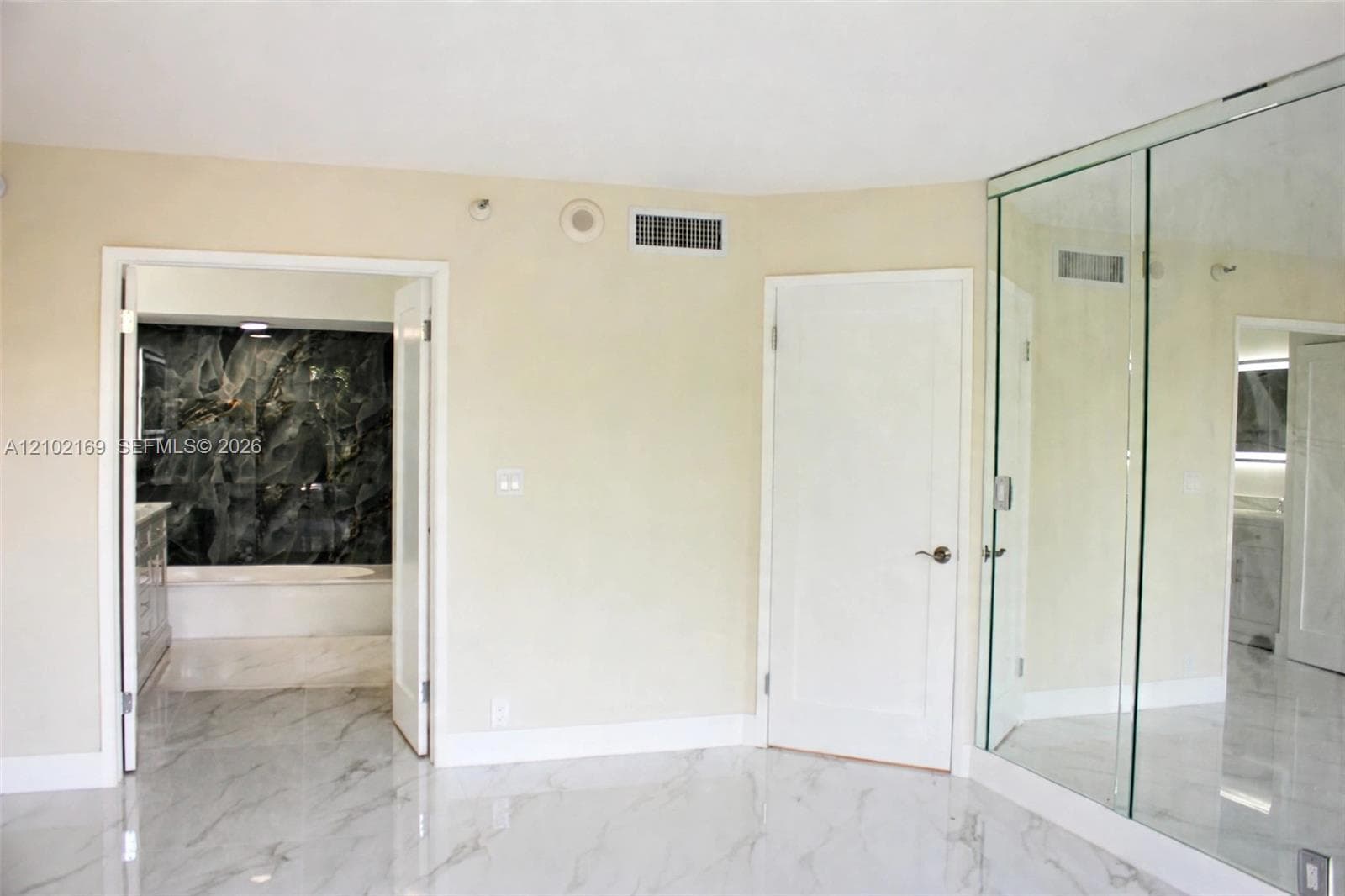Mystic Pointe Tower 200 · #302 in Aventura - Photo 9
