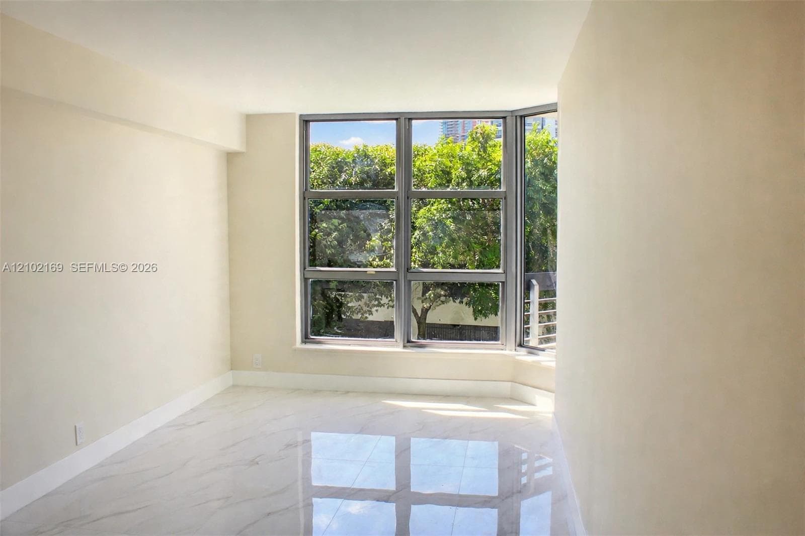 Mystic Pointe Tower 200 · #302 in Aventura - Photo 14