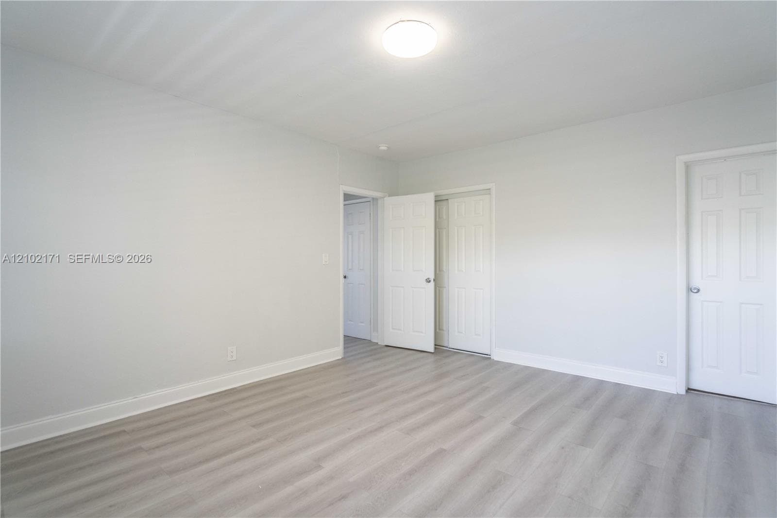 RITZ ROYAL PALM II CONDO · #7 in Miami Beach - Photo 13