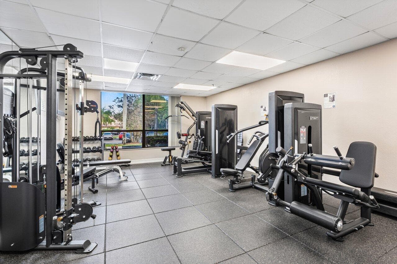 Country Club New 2025 Weight Room