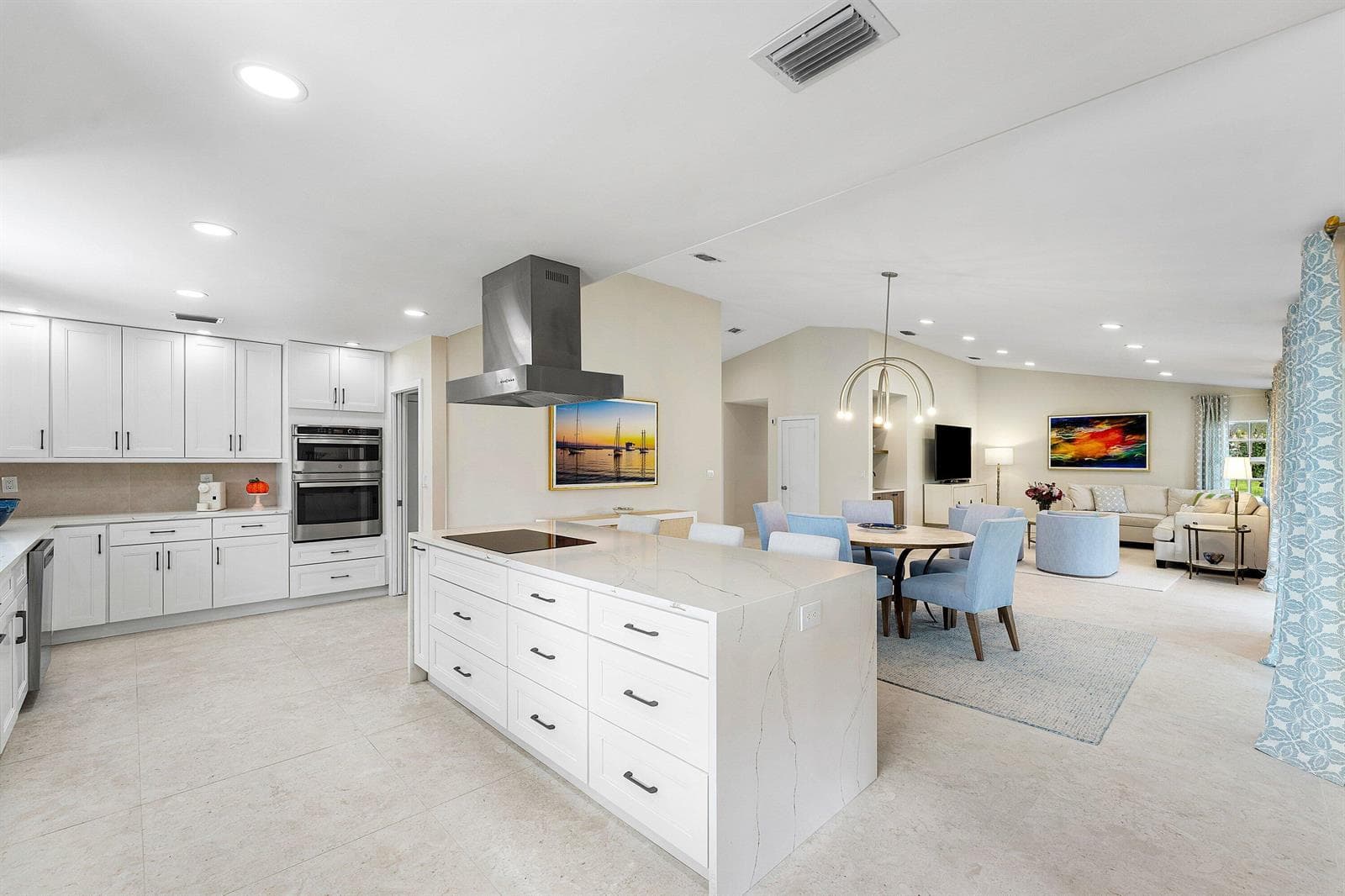 Multi-Speed Z-Line Range Hood