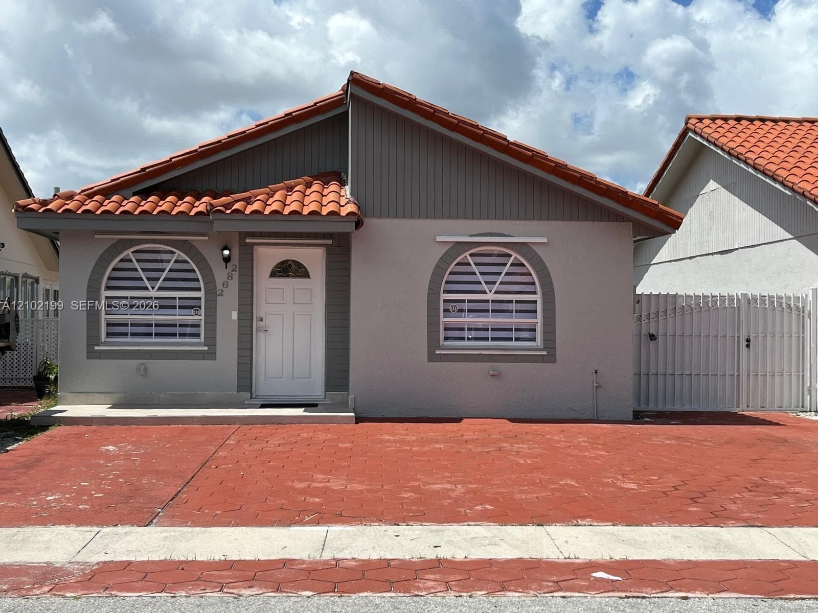 2682 W 74th Ter photo 1