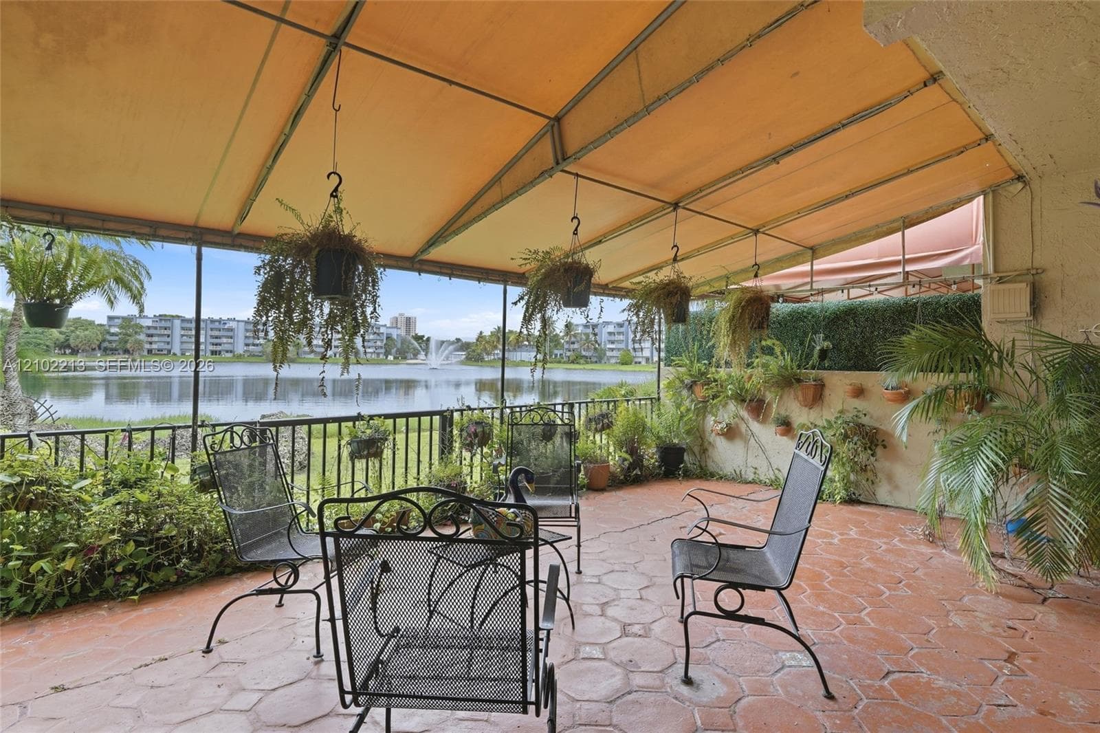 9135 Fontainebleau Blvd #2 photo 38
