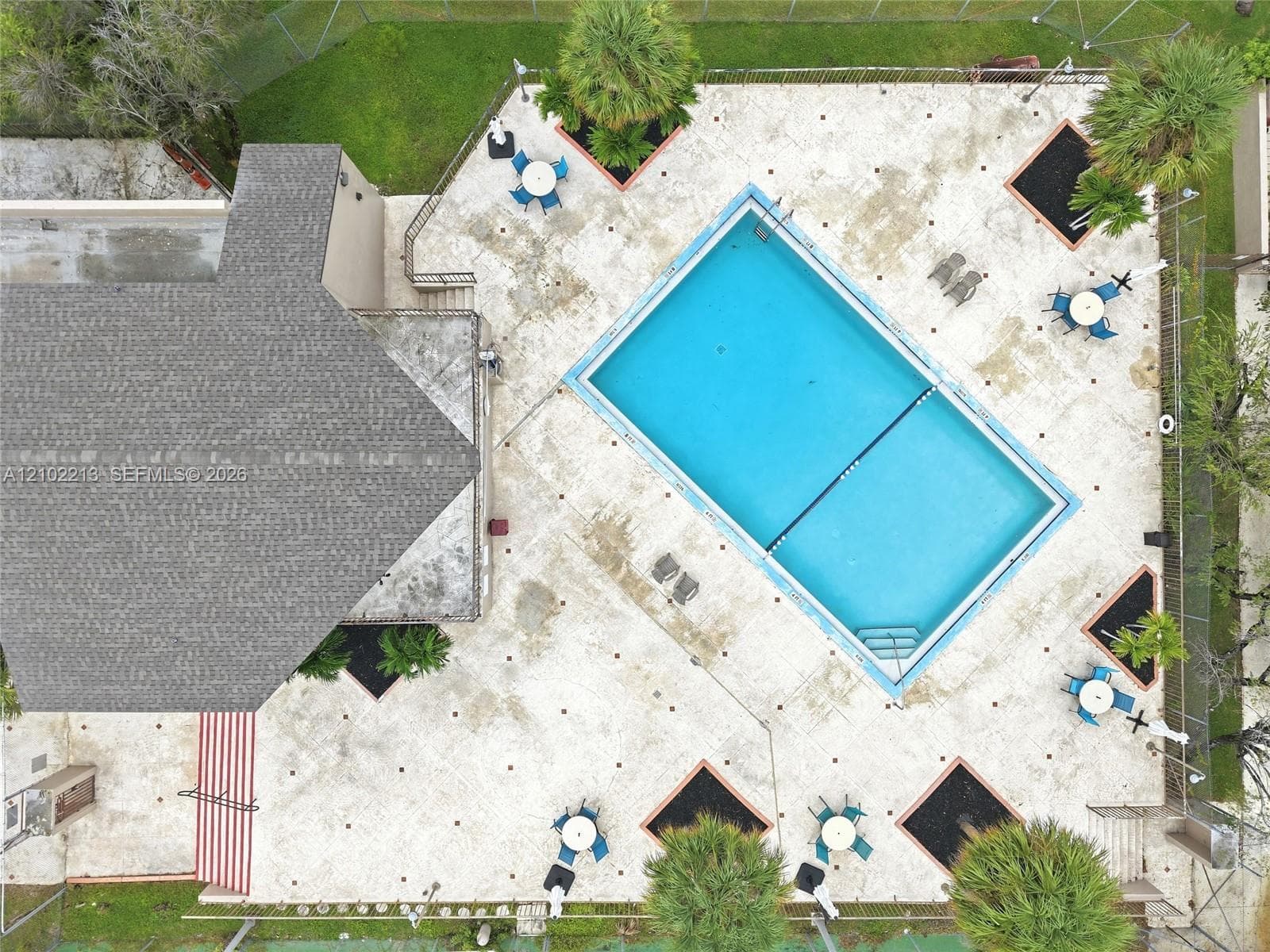9135 Fontainebleau Blvd #2 photo 49