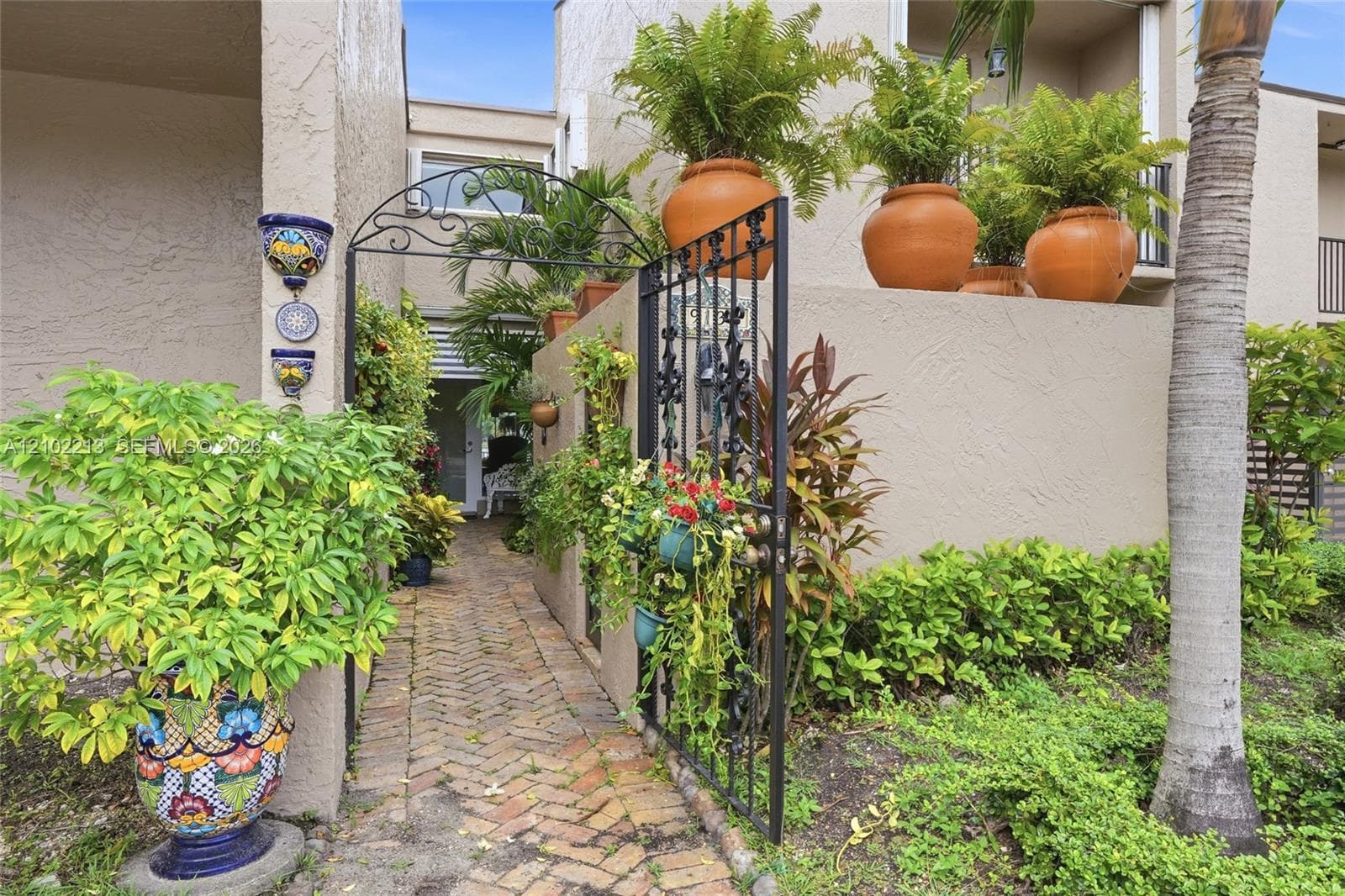 9135 Fontainebleau Blvd #2 photo 8