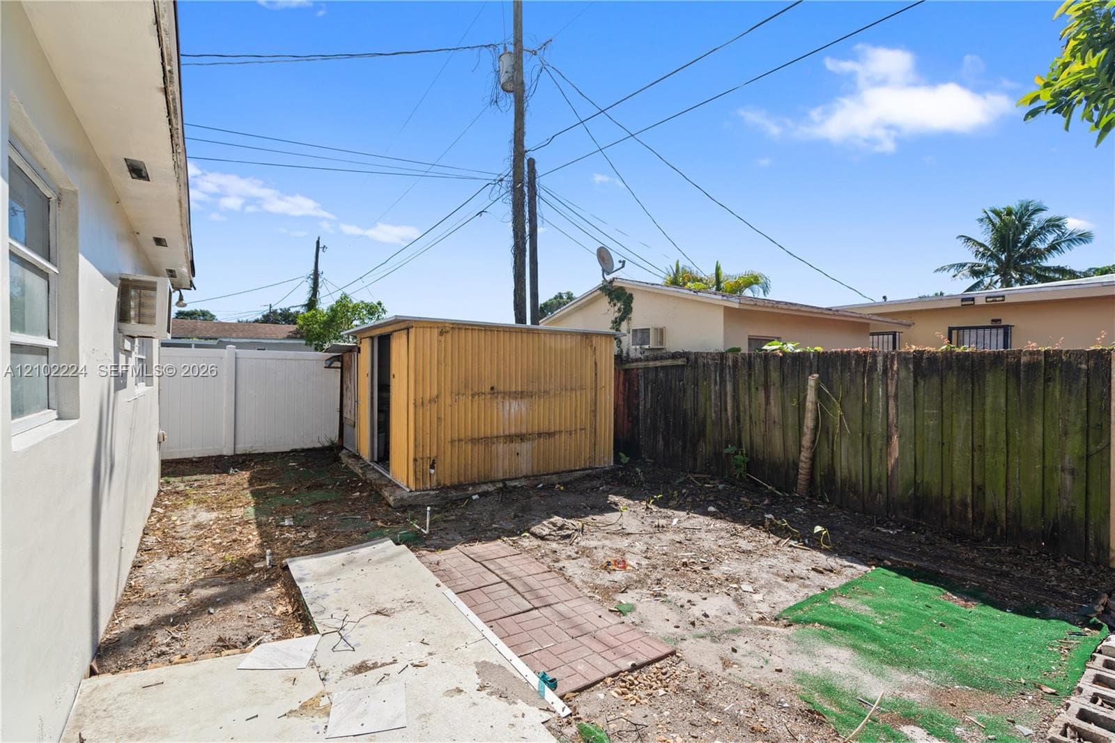 3250 NW 14th Ter photo 41